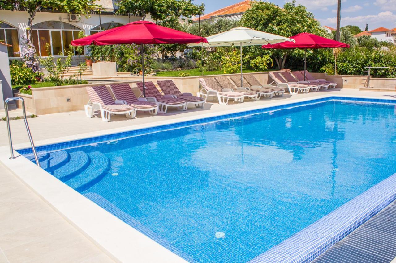 Apartment Soric Трогир Екстериор снимка