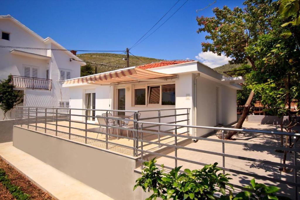 Apartment Soric Трогир Екстериор снимка